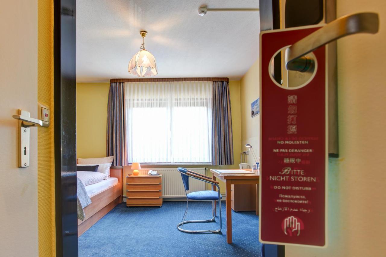 Elbinsel Free Parking 3* Hamborg